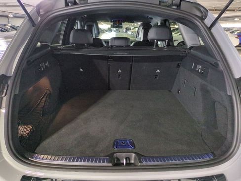 Used 2026 Mercedes-Benz GLC 300 image 6