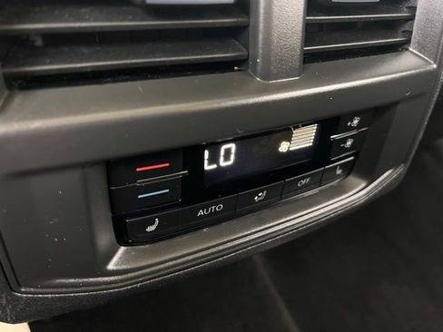 Used 2023 Volkswagen Atlas SEL Premium AWD/4WD image 21