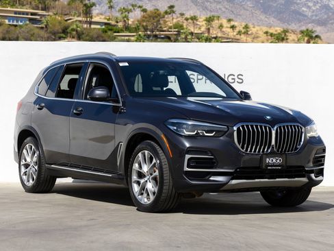 Used 2023 BMW X5 xDrive40i AWD/4WD image 2