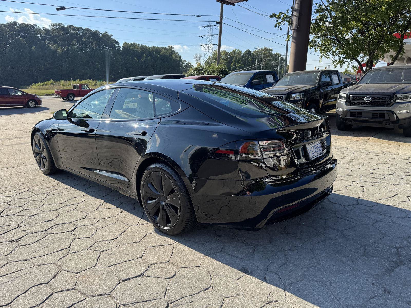 Used 2022 Tesla Model S Standard Range AWD/4WD image 10