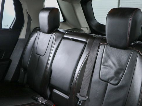 Used 2016 GMC Terrain SLT AWD/4WD image 25