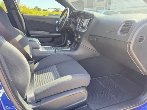 Used 2019 Dodge Charger Scat Pack RWD image 14