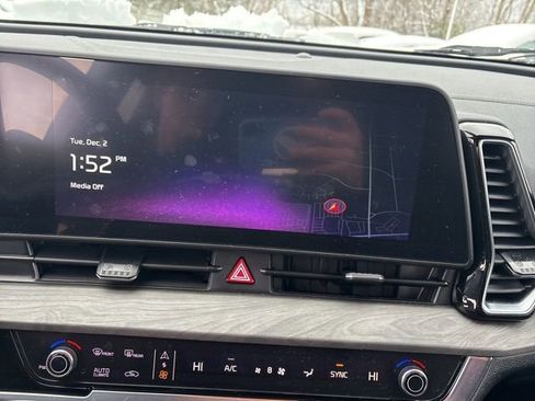 Used 2025 Kia Sportage X-Line image 25