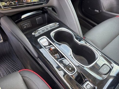 Used 2023 Buick Envision Essence w/ Technology Package I image 29