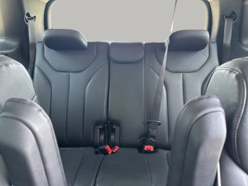 Used 2025 Hyundai Palisade SEL FWD image 31