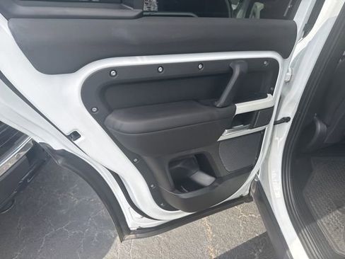 Used 2024 Land Rover Defender 110 S AWD/4WD image 28