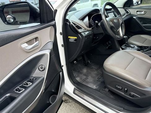 Used 2017 Hyundai Santa Fe Sport AWD/4WD image 23