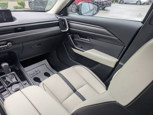 Certified 2026 MAZDA CX-50 AWD 2.5 S w/ Accent Package image 16