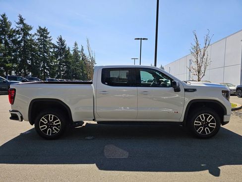Used 2026 GMC Sierra 1500 AT4 w/ AT4 Premium Package AWD/4WD image 6