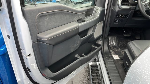 Used 2025 Ford F150 Lariat w/ Equipment Group 501A Mid AWD/4WD image 3