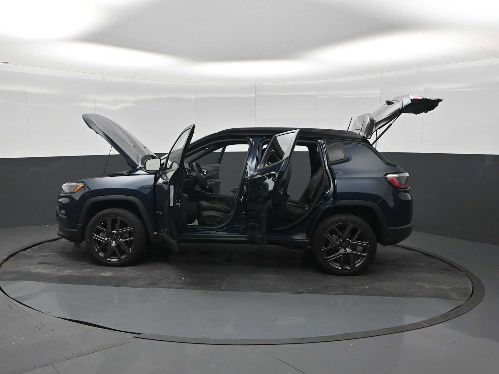 Used 2026 Jeep Compass Limited AWD/4WD image 39
