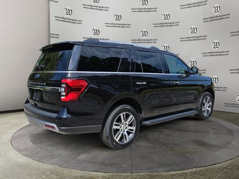 Used 2024 Ford Expedition Limited AWD/4WD image 5