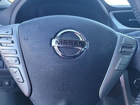 Used 2015 Nissan Sentra SR FWD image 24