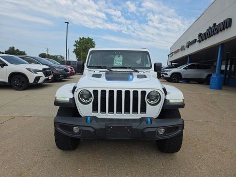 Used 2023 Jeep Wrangler Unlimited Rubicon 4xe w/ Cold Weather Group AWD/4WD image 2
