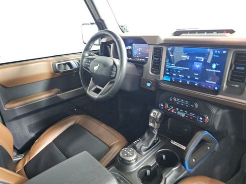 Used 2023 Ford Bronco Outer Banks w/ Sasquatch Package image 10