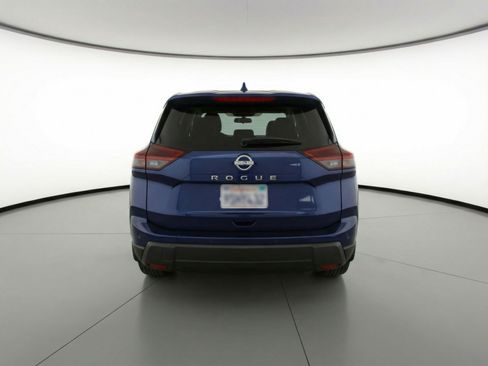 Used 2025 Nissan Rogue SV image 7