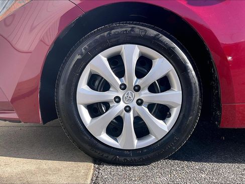Used 2024 Toyota Corolla LE image 11