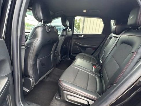 Used 2025 Ford Escape ST-Line w/ Tech Pack #1 AWD/4WD image 13