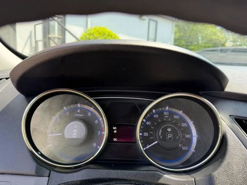Used 2013 Hyundai Sonata GLS w/ Popular Equipment Pkg FWD image 16