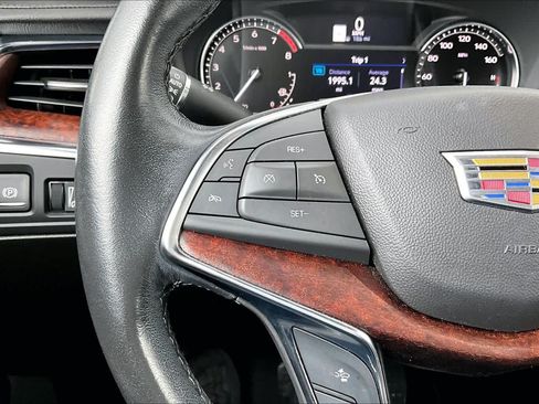 Used 2023 Cadillac XT5 Premium Luxury FWD image 24