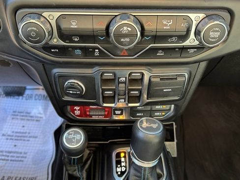 Used 2023 Jeep Wrangler Unlimited Rubicon 4xe w/ Steel Bumper Group image 21