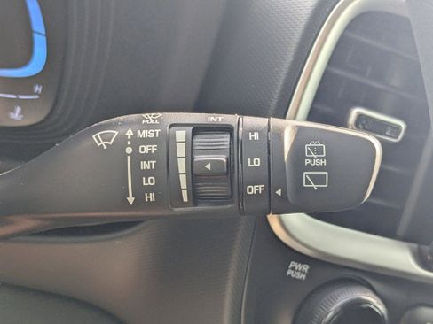 New 2026 Hyundai Venue SE FWD image 26