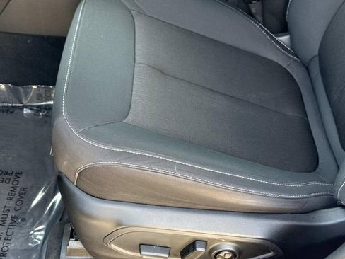 Used 2024 Jeep Grand Cherokee Laredo X w/ Luxury Tech Group I AWD/4WD image 9