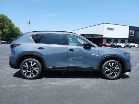 New 2026 MAZDA CX-5 Preferred AWD/4WD image 1