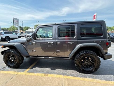 Used 2025 Jeep Wrangler Unlimited Sport S 4xe AWD/4WD image 6