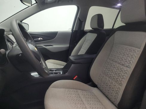Used 2023 Chevrolet Equinox LS FWD image 17