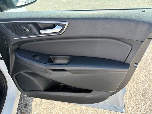 Used 2024 Ford Edge SEL AWD/4WD image 18