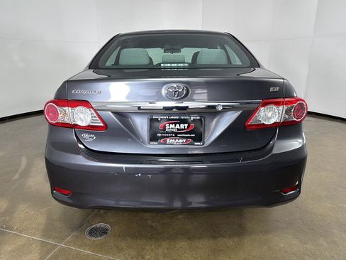 Used 2013 Toyota Corolla LE image 11