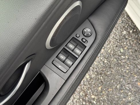 Used 2011 BMW M3 Sedan image 40