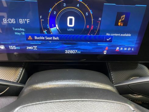 Used 2025 Chevrolet Equinox LT AWD/4WD image 36
