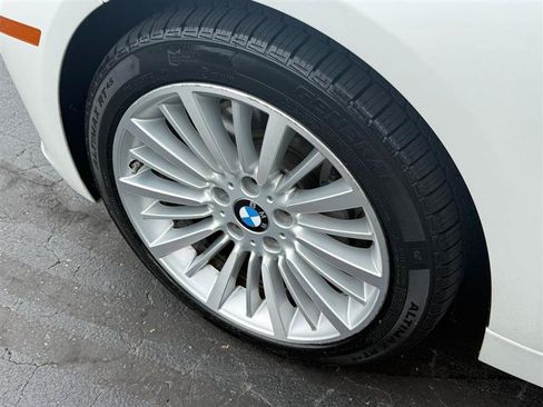 Used 2014 BMW 335i Sedan RWD image 25