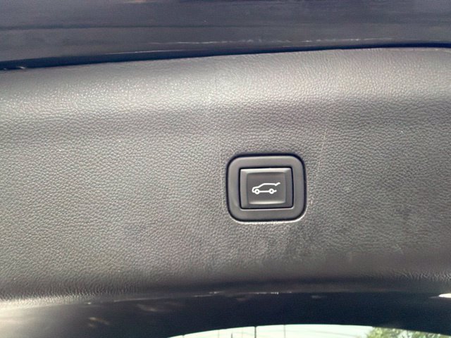 Used 2024 Buick Enclave Essence w/ LPO, Floor Liner Package AWD/4WD image 28