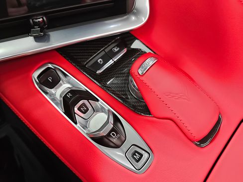 Used 2024 Chevrolet Corvette Z06 RWD image 34