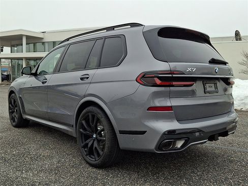 New 2026 BMW X7 xDrive40i w/ M Sport Package image 3