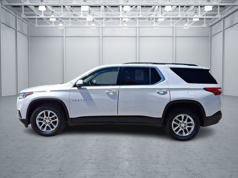 Certified 2019 Chevrolet Traverse LT FWD image 9