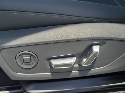 New 2026 Audi Q3 quattro 2.0T AWD/4WD image 18