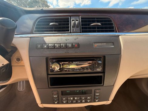 Used 2008 Buick LaCrosse CXL w/ Driver Confidence Package image 18