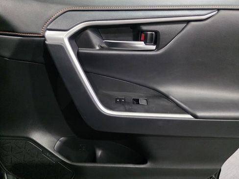 Used 2024 Toyota RAV4 Adventure image 13