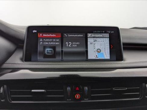 Used 2018 BMW X5 M SUV image 27