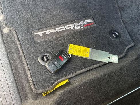 Certified 2025 Toyota Tacoma TRD Sport AWD/4WD image 35
