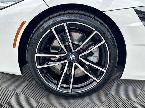 Used 2026 BMW Z4 sDrive30i w/ Convenience Package image 31