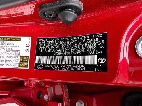 Used 2021 Toyota Corolla LE image 32