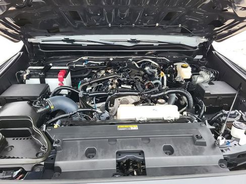 Used 2024 Toyota Tacoma TRD Sport w/ TRD Sport Upgrade Package image 30