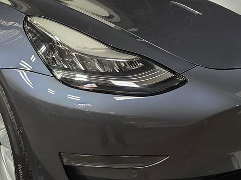 Used 2020 Tesla Model 3 Standard Range Plus image 12