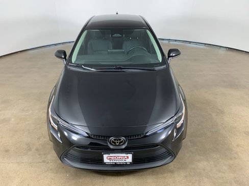 Used 2024 Toyota Corolla LE image 4