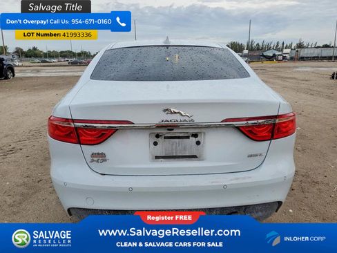 Used 2016 Jaguar XF Premium image 8